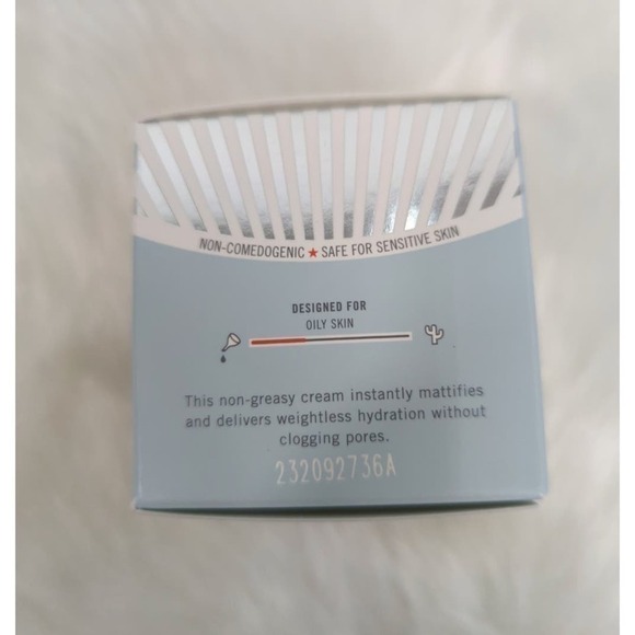 First Aid Beauty‎ Moisturizers + Toner BUNDLE BNIB - Picture 12 of 12